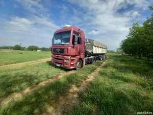 Vand cap tractor si semiremorca in ansamblu
