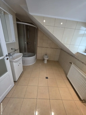 Vand apartament 5 camere cu scara interioara  - imagine 7