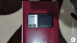 Vând telefon vechi.