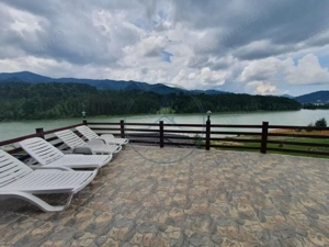 Cabana cu accesc la lac, 1400mp teren Colibita