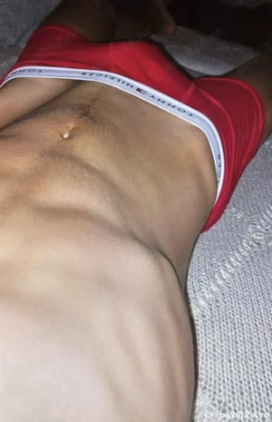 watsapp  nu răspund la barbati 