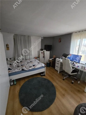 Casa individuala 8 camere 2 garaje 500 mp teren zona Selimbar - imagine 9