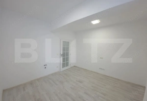 Apartament  77 mp utili – locuință sau cabinet medical, intrare din stradă - imagine 11