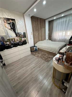 Vanzare Apartament 3 camere Semidecomandat  Cartier Solar - imagine 15