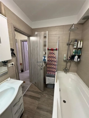 Vanzare Apartament 3 camere Semidecomandat  Cartier Solar - imagine 10