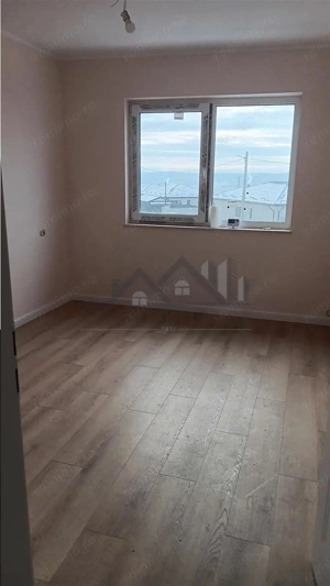 Valea Lupului, case insiruite P+Et. su=101mp. teren 160mp. (250mp) - imagine 7