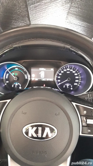 Vând Kia Ceed SW Plug-in Hibrid, 1.6 GDi, 4 cilindri,141 CP,  an 2020, euro 6 - imagine 4