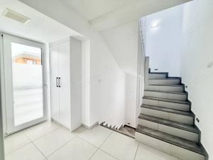 Penthouse pe 3 nivele- 112 mp utili si teren de 150 mp + terasa de 30 mp- Giroc - imagine 16