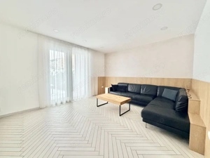 Penthouse pe 3 nivele- 112 mp utili si teren de 150 mp + terasa de 30 mp- Giroc