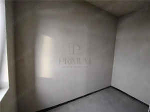 Duplex pe parter - Zona lini #537;tit #259;  - Pod mansardabil - imagine 7