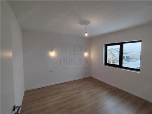 Duplex despartit prin camera tehnica - toate utilitatile- zona excelenta. - imagine 8