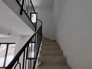 Duplex despartit prin camera tehnica - toate utilitatile- zona excelenta. - imagine 5