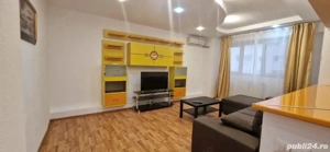 De închiriat apartament 3 camere Apărătorii Patriei