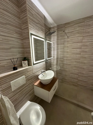 inchiriez apartament ultracentral cu 2 camere, 79 mp utili, Piata 25 Octombrie. Pret 400 Euro - imagine 3