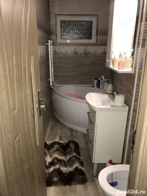 Apartament  3 Camere Plus Boxa Centrala Proprie Zona Soarelui  - imagine 8