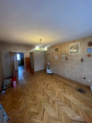 Apartament de 3 camere, 98 mp, etaj 1, zonă excelentă lângă Biblioteca Judeteana