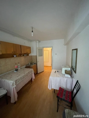 Apartament 3 camere, str Petrolistilor, etaj 3 - imagine 8