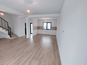 Duplex individual - toate utilitatile - zona excelenta - personalizare interioara - imagine 2