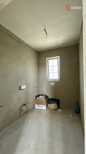 Duplex cu 3 camere parter + etaj - Sanandrei - imagine 12