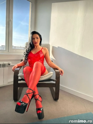 kristina hot   webcam milf