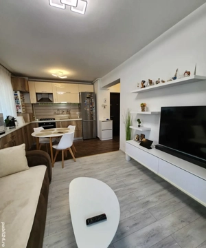 Vanzare apartament 2 camere- Militari- Strada Tineretului