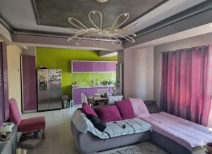 APARTAMENT 2 CAMERE DECOMANDAT+PARCARE SUB SI BOXA, LANGA LICEUL FRATII BUZESTI