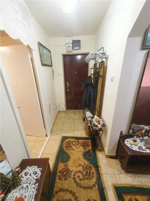 GIROCULUI - 3 CAM - DECOMANDAT  - 2BAI - SPATIOS - BLOC ANVELOPAT - ZONA LINISTITA - imagine 14
