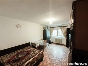 Garsoniera Podul Inalt 1000 lei