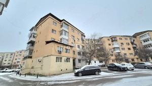 Vânzare apartament 2 camere, situat în Târgu Jiu, strada Slt. Corneliu Bordei