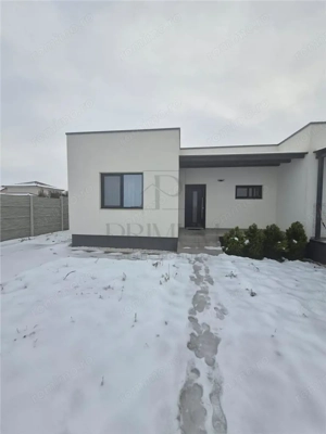 Duplex modern de inchiriat - 2 dormitoare - spatii generoase - zona foarte buna