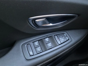 Renault Grand Scenic 1.5 Diesel 105 CP 2017 - imagine 17