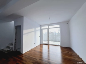 Duplex in Chisoda. Carport. Strada asfaltata. - imagine 2