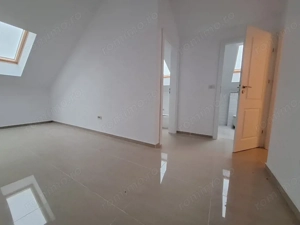 Apartament cu 3 camere- 71 mp utili-bucatarie inchisa- Pozitie excelenta-Chisoda - imagine 4