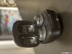 Căști wireless Music Sound   stare foarte bună 