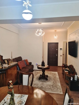 Central - Apartament lux, 64 mp utili + boxa 15 mp - imagine 9