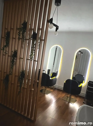 Inchiriez post coafor hairstylist