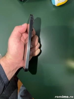 vand Iphone 15 pro - imagine 3