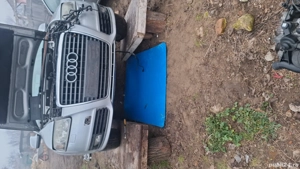 Dezmembrez audi a 6 c6 2008 specific doar elemente din caroserie 