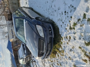 Dezmembrez Mercedes w204