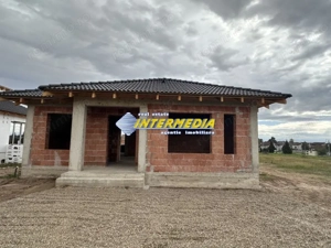 Casa Noua pe un nivel I la rosu I 4 camere I 380 mp Teren I UTILITATI I