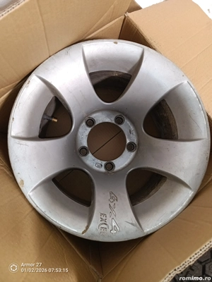 vand jenti 15" et negativ 