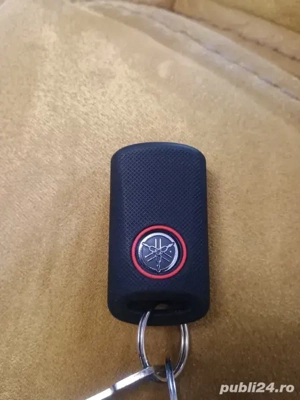 Husa cheie Yamaha n-max ,x-max,t-max din silicon 2020-2026 - imagine 3