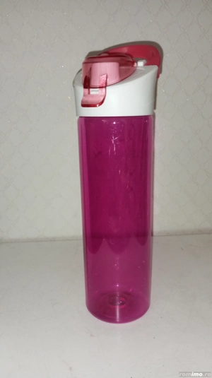 Bidon de apă sport.