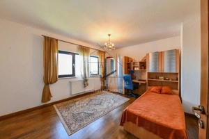 Casa individuala, 5 camere, garaj, teren 648 mp, panorama, cartierul Europa - imagine 16