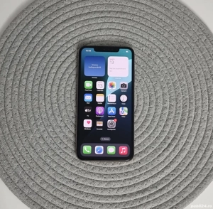 iPhone XS Max Gold, 64 GB, liber de retea, in stare buna