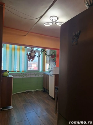 Apartament 2 camere, decomandat, 44 mp, Aleea Plopilor - zona 9 Mai - imagine 2