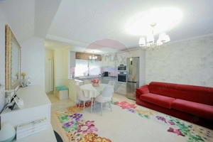 Casă de vânzare cu 4 camere în cartierul Beverly Hills, Sânmartin