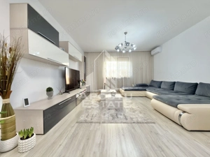 Apartament cu 3 camere decomandat, etaj intermediar in Giroc la asfalt