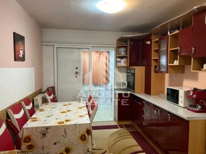 Apartament 2 camere, centrala propie, zona Soarelui