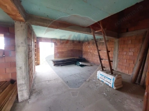 Casa de vanzare - imagine 14